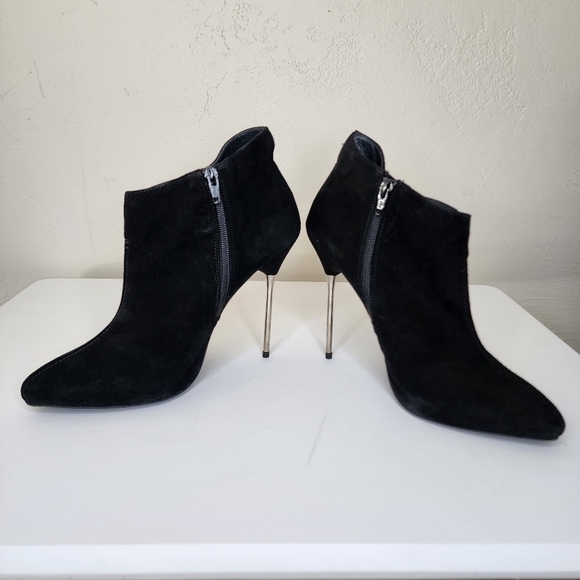 Stuart Weitzman Black Suede Stiletto Size Zip Ankle Booties Size 9.5 - Picture 9 of 15